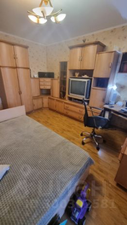 3-комн.кв., 82 м², этаж 4