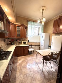 2-комн.кв., 50 м², этаж 1