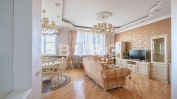 2-комн.кв., 82 м², этаж 14