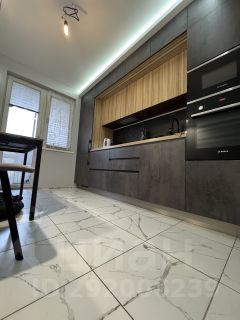 2-комн.кв., 61 м², этаж 23