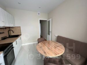 1-комн.кв., 38 м², этаж 17