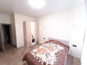 3-комн.кв., 80 м², этаж 1