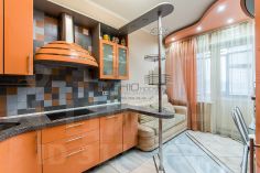 2-комн.кв., 80 м², этаж 3