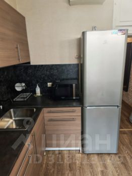 2-комн.кв., 61 м², этаж 4