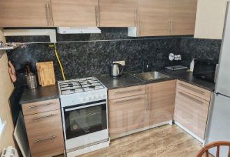2-комн.кв., 61 м², этаж 4