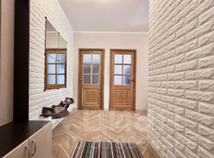 2-комн.кв., 58 м², этаж 2