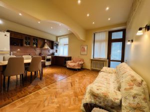 2-комн.кв., 60 м², этаж 6