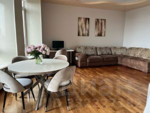 2-комн.кв., 82 м², этаж 8 2-комн.кв., 82 м², этаж 8