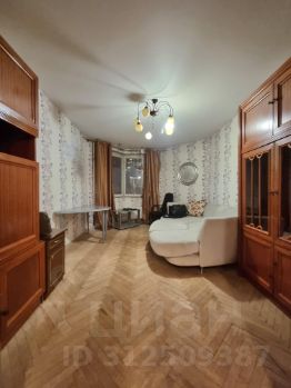 2-комн.кв., 50 м², этаж 9