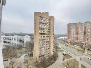 2-комн.кв., 50 м², этаж 10