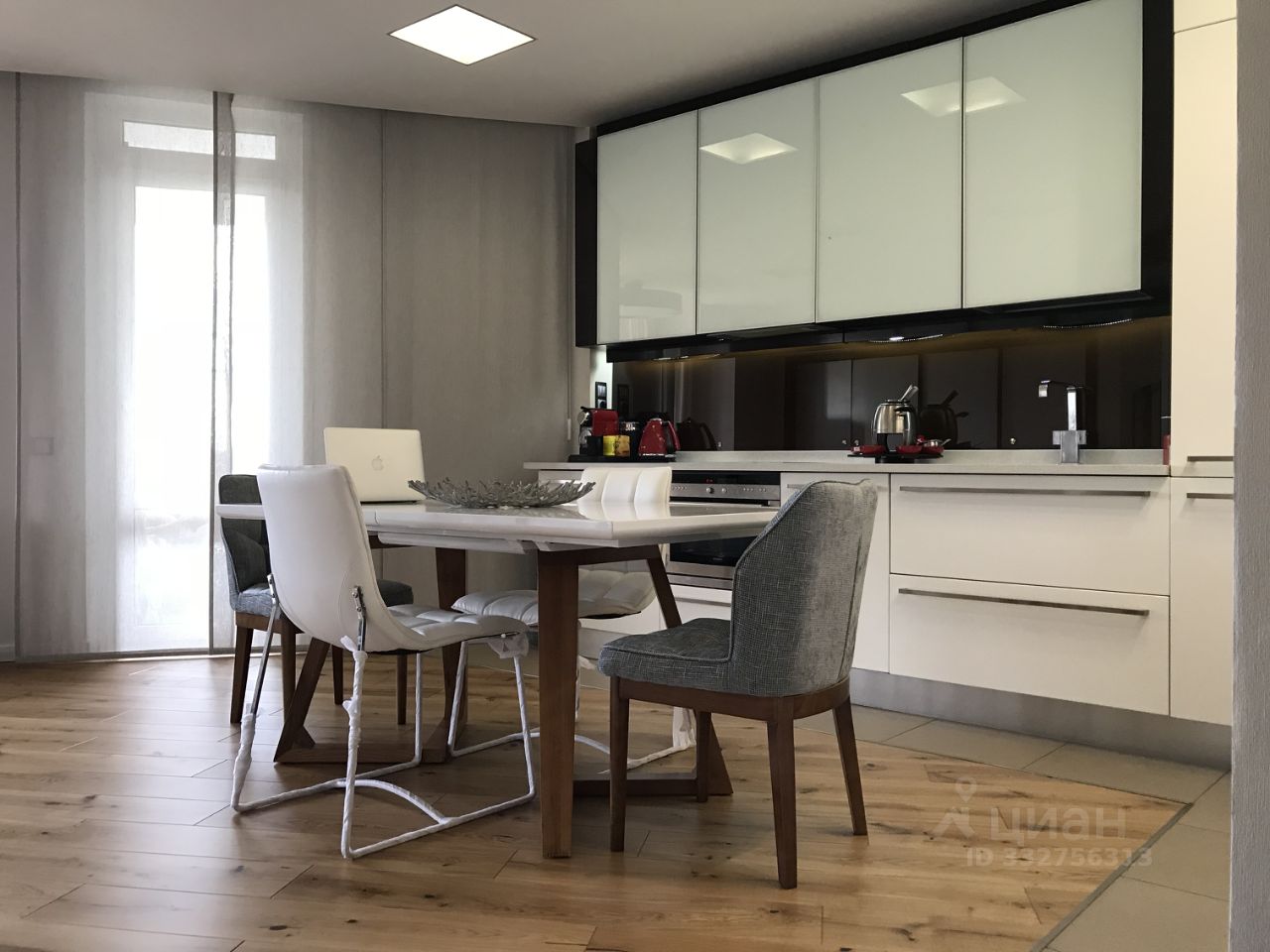 Квартира-студия, 75 м² — фото 1