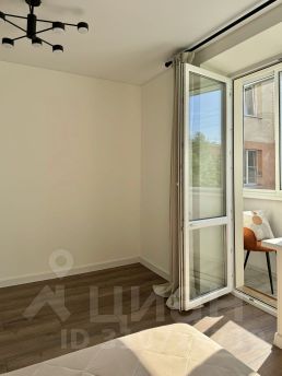 2-комн.кв., 37 м², этаж 8