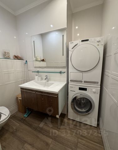2-комн., 100 м², 4/8 этаж