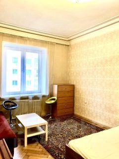 4-комн.кв., 101 м², этаж 3