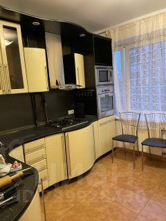 2-комн.кв., 55 м², этаж 10