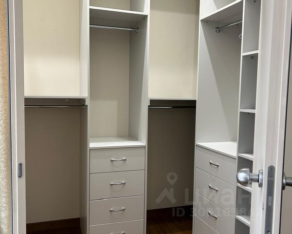 2-комн. апарт., 57 м², 2/4 этаж