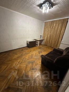 1-комн.кв., 38 м², этаж 1