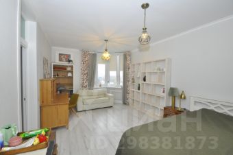 2-комн.кв., 62 м², этаж 18