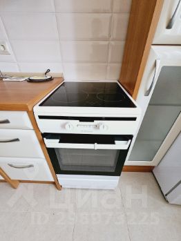 2-комн.кв., 64 м², этаж 13