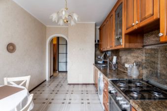 2-комн.кв., 56 м², этаж 14