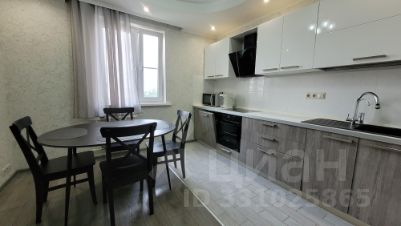 2-комн.кв., 60 м², этаж 10