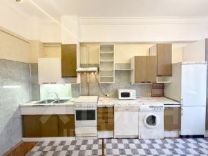 2-комн.кв., 72 м², этаж 7