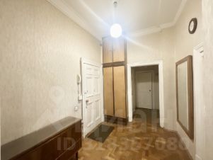 2-комн.кв., 72 м², этаж 7