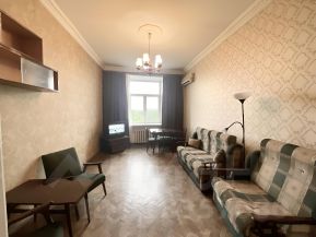 2-комн.кв., 72 м², этаж 7