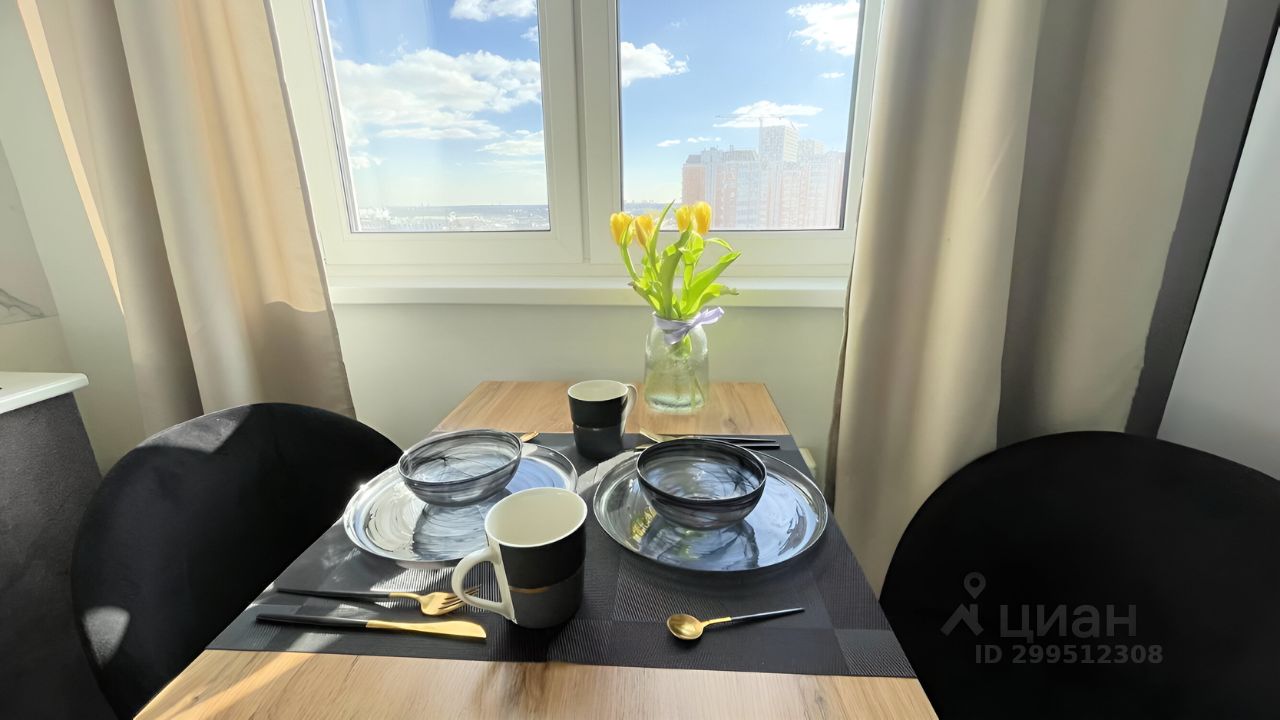 Снять однокомнатную квартиру 36.6м² Россошанская ул., 10, Москва, ЮАО ...