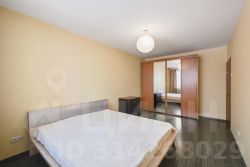 3-комн.кв., 83 м², этаж 2