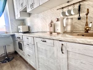 3-комн.кв., 83 м², этаж 2