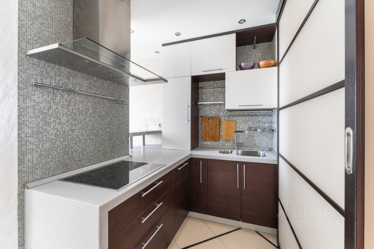 4-комнатная квартира, 120 м² — фото 2