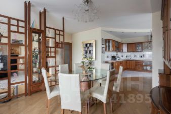 3-комн.кв., 166 м², этаж 6