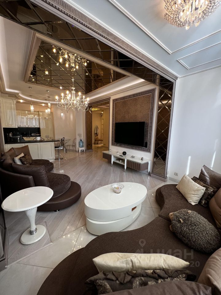 3-комнатная квартира, 100 м² — фото 1