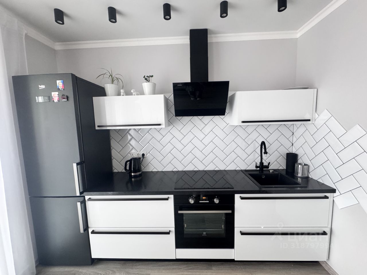 1-комнатная квартира, 40,6 м² — фото 1