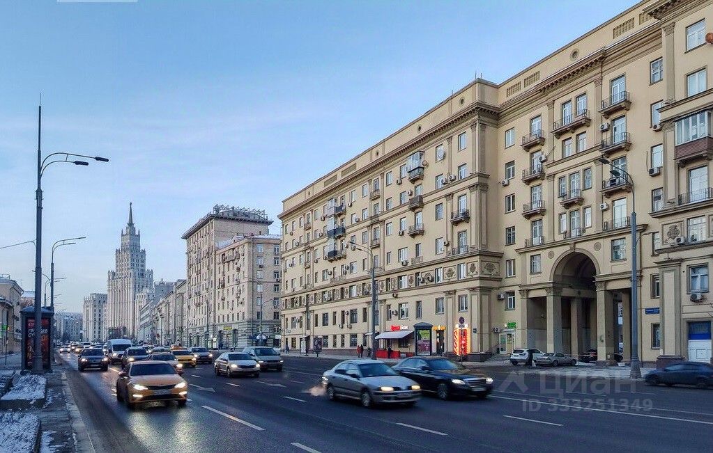 1-комнатная квартира, 35 м² — фото 1