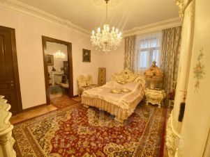 4-комн.кв., 110 м², этаж 2