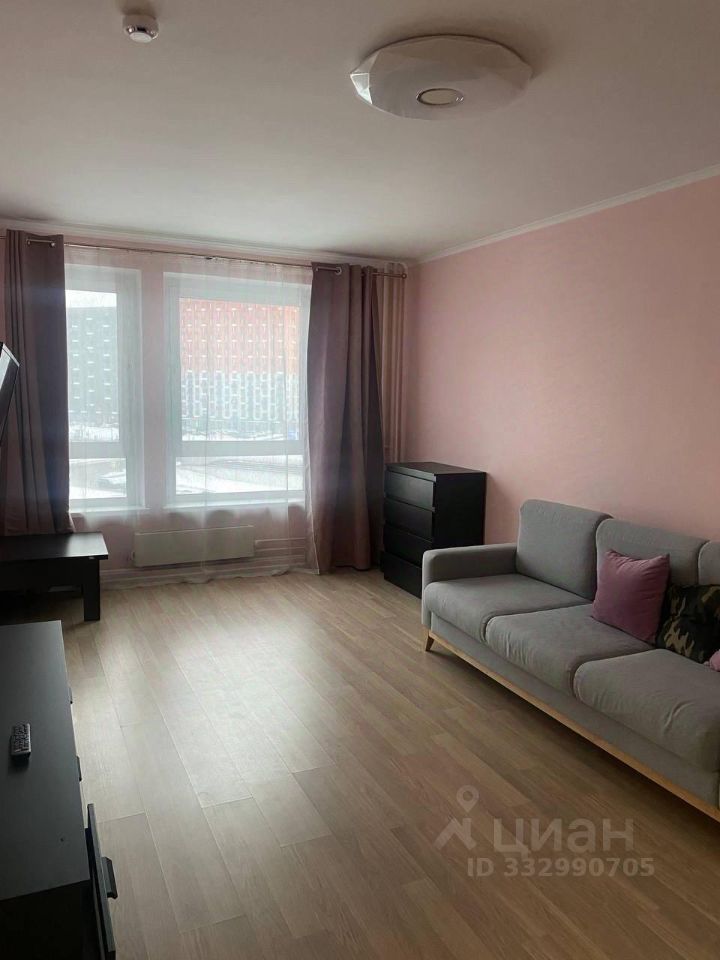 1-комнатная квартира, 47 м² — фото 1