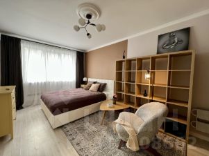1-комн.кв., 37 м², этаж 10