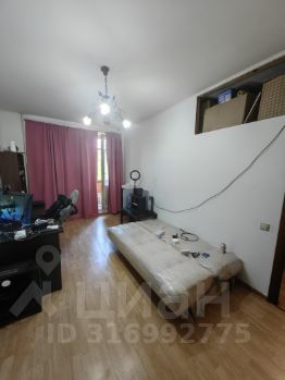2-комн.кв., 43 м², этаж 4