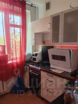 2-комн.кв., 43 м², этаж 4