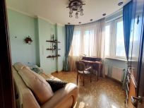 2-комн.кв., 52 м², этаж 3