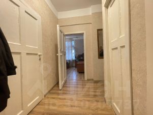 2-комн.кв., 60 м², этаж 3