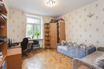 3-комн.кв., 80 м², этаж 2