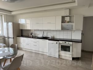 2-комн.кв., 56 м², этаж 12
