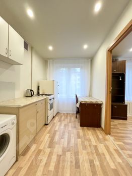 2-комн.кв., 37 м², этаж 2