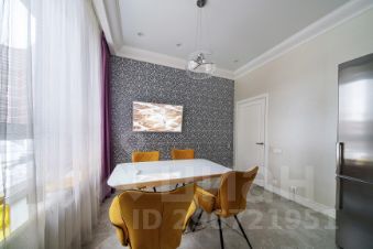 3-комн.кв., 82 м², этаж 2