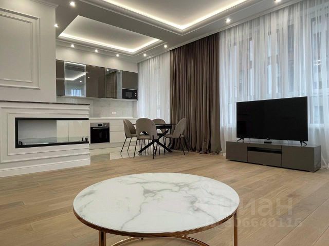 2-комн. апарт., 75 м², 7/42 этаж