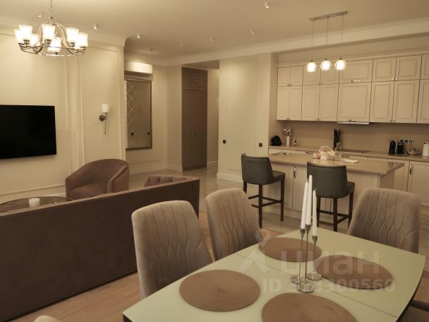 2-комн. апарт., 80 м², 21/42 этаж