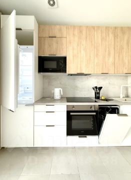 2-комн.кв., 58 м², этаж 24